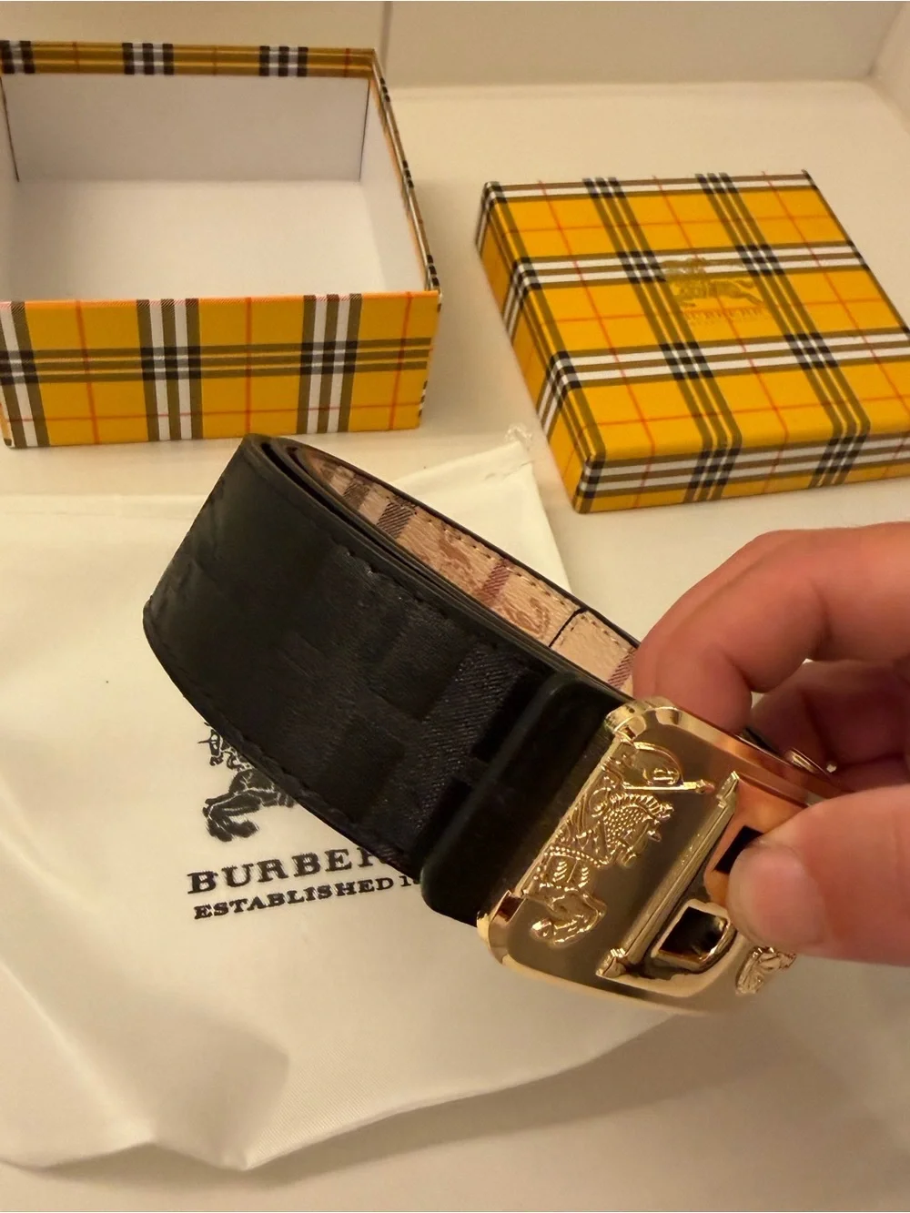 Burberry Reversible Belt – House Check / Black – Gold B Buckle